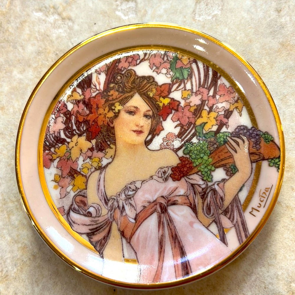 Vintage Goeb Mucha Primrose Artis Orbis Limited Edition Porcelain plate